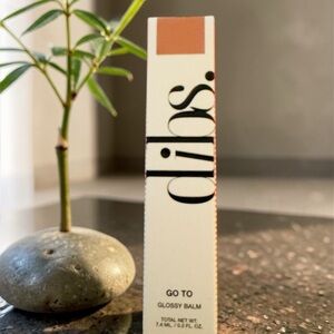 Dibs Go To Glossy Balm - KISS me quick